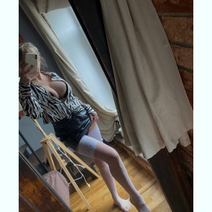    ����  ��� ���   �e��   ���e����